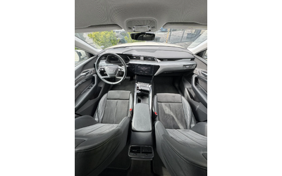 Audi E-Tron - автомобили, коли, обяви за нови и употребявани 10