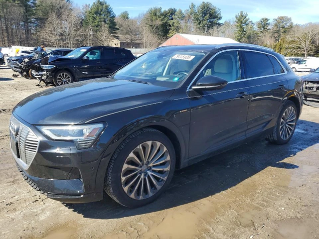Audi E-Tron PRESTIGE* QUATRO* ДИГИТАЛНО* ТАБЛО - автомобили, коли, обяви за нови и употребявани 0