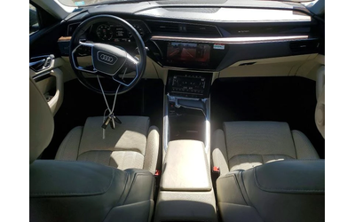 Audi E-Tron PRESTIGE* QUATRO* ДИГИТАЛНО* ТАБЛО - автомобили, коли, обяви за нови и употребявани 7