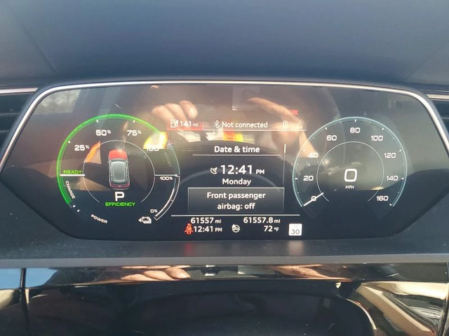 Audi E-Tron PRESTIGE* QUATRO* ДИГИТАЛНО* ТАБЛО - автомобили, коли, обяви за нови и употребявани 8