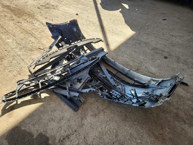 Audi E-Tron PRESTIGE - автомобили, коли, обяви за нови и употребявани 6