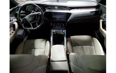 Audi E-Tron * CHRONOS* КОЖА* ПАНОРАМА* ПОДГРЕВ* QUATTRO* - автомобили, коли, обяви за нови и употребявани 7