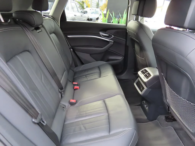 Audi E-Tron Progressiv* DIGITAL* 4 ПОДГРЕВА* ПАНОРАМА* КАМЕРА* - автомобили, коли, обяви за нови и употребявани 10