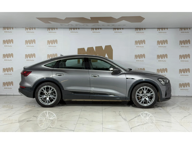 Audi E-Tron 55 Quattro* LED* Въздух - автомобили, коли, обяви за нови и употребявани 1