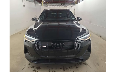 audi-e-tron - 2