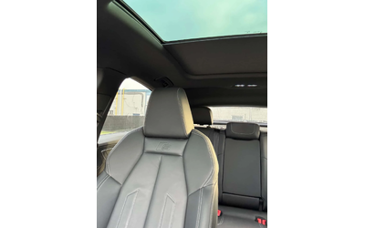 Audi E-Tron * 50 quattro * ПОДГРЕВ* PANO* KEYLESS* - автомобили, коли, обяви за нови и употребявани 13