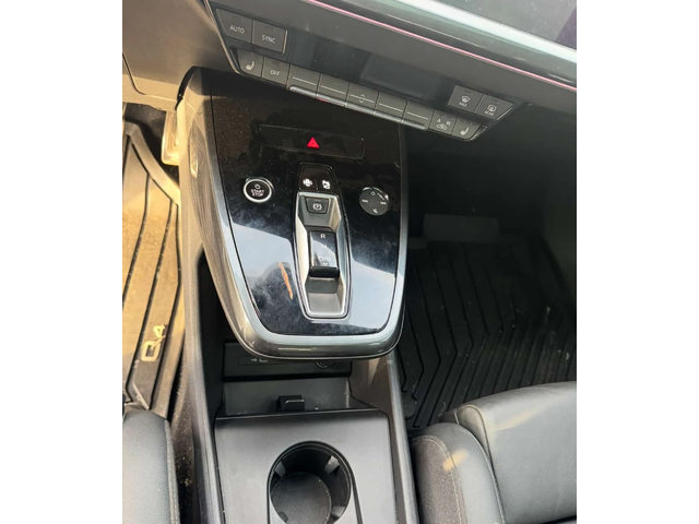 Audi E-Tron * 50 quattro * ПОДГРЕВ* PANO* KEYLESS* - автомобили, коли, обяви за нови и употребявани 8