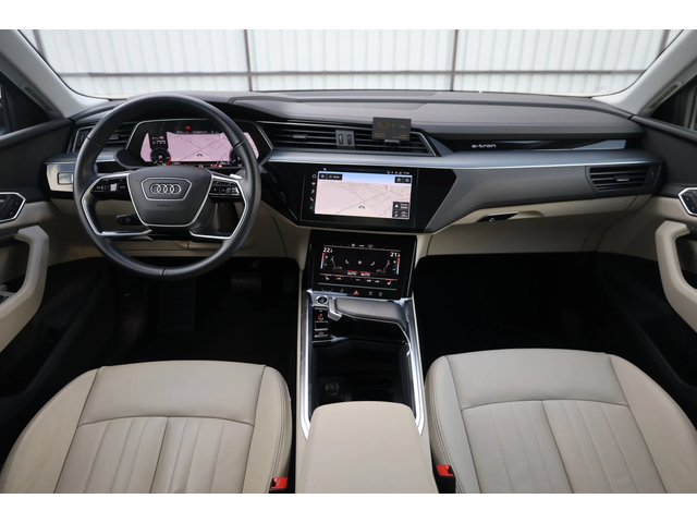Audi e-Тron e-Тron - автомобили, коли, обяви за нови и употребявани 14