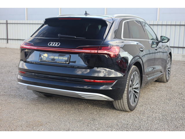 Audi e-Тron e-Тron - автомобили, коли, обяви за нови и употребявани 4