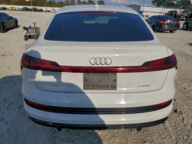 Audi E-Tron SPORTBACK PRESTIGE QUATTRO - автомобили, коли, обяви за нови и употребявани 5