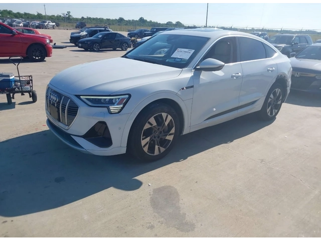 Audi E-Tron Prestige* - автомобили, коли, обяви за нови и употребявани 1