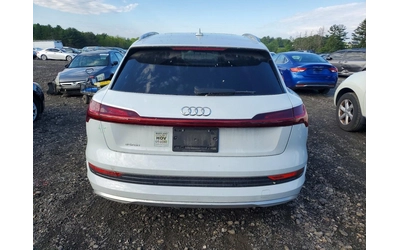 audi-e-tron - 5