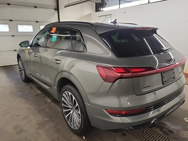 Audi E-Tron - автомобили, коли, обяви за нови и употребявани 5