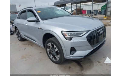 audi-e-tron - 0