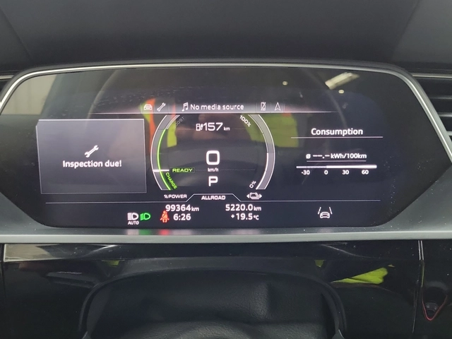 Audi E-Tron Sportback Technik / Quattro / HUD / Panorama / - автомобили, коли, обяви за нови и употребявани 9