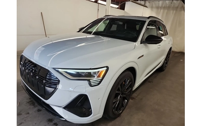 audi-e-tron - 0