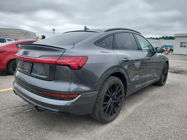 Audi E-Tron Sportback Technik - автомобили, коли, обяви за нови и употребявани 2