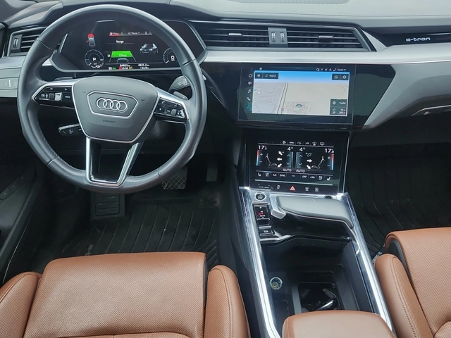Audi E-Tron Sportback Technik - автомобили, коли, обяви за нови и употребявани 9
