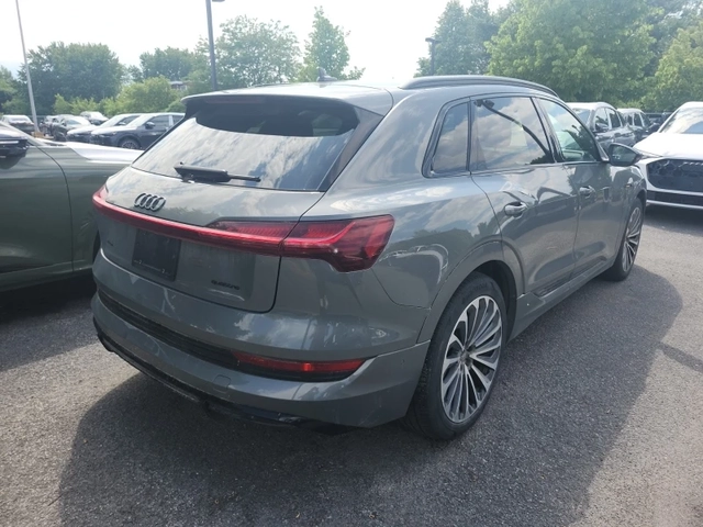 Audi E-Tron Progressiv - автомобили, коли, обяви за нови и употребявани 4