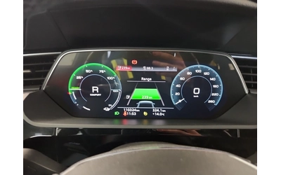 Audi E-Tron - автомобили, коли, обяви за нови и употребявани 9