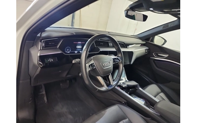 Audi E-Tron - автомобили, коли, обяви за нови и употребявани 10