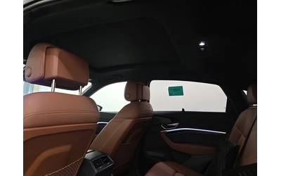 Audi E-Tron Sportback Technik / Quattro / HUD / - автомобили, коли, обяви за нови и употребявани 12