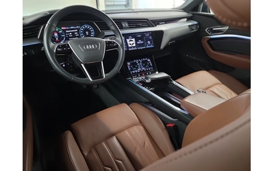 Audi E-Tron Sportback Technik / Quattro / HUD / - автомобили, коли, обяви за нови и употребявани 9