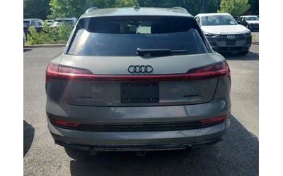 audi-e-tron - 5
