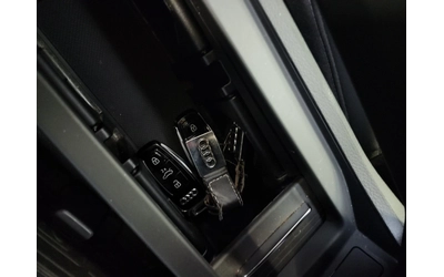 Audi E-Tron - автомобили, коли, обяви за нови и употребявани 8
