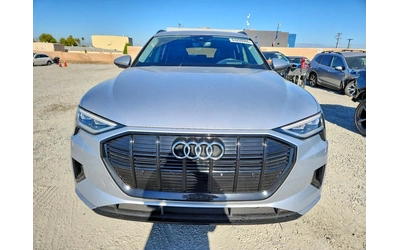 audi-e-tron - 1