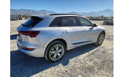 audi-e-tron - 3