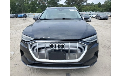 audi-e-tron - 1