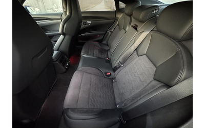 Audi E-Tron E-Tron GT - автомобили, коли, обяви за нови и употребявани 8