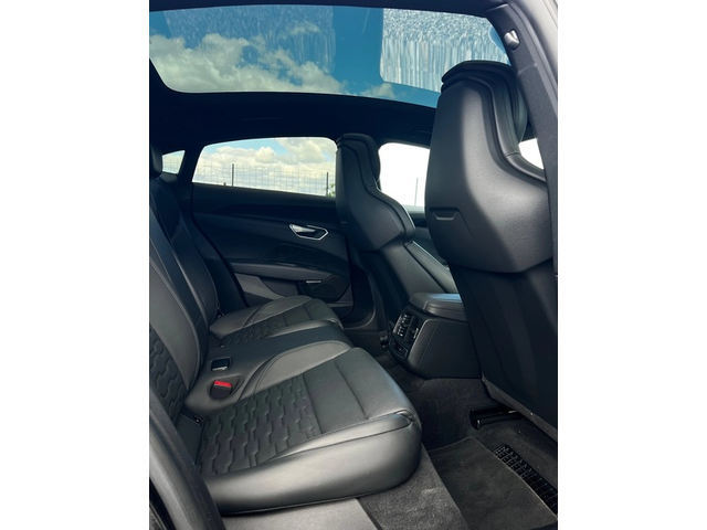 Audi e-tron e-tron GT Quattro - автомобили, коли, обяви за нови и употребявани 13