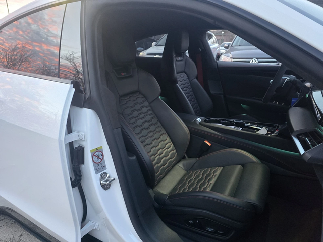 Audi E-Tron GT RS Head-up Laser Quattro Гаранция - автомобили, коли, обяви за нови и употребявани 12