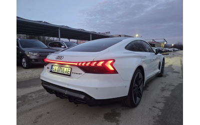 audi-e-tron-gt - 3