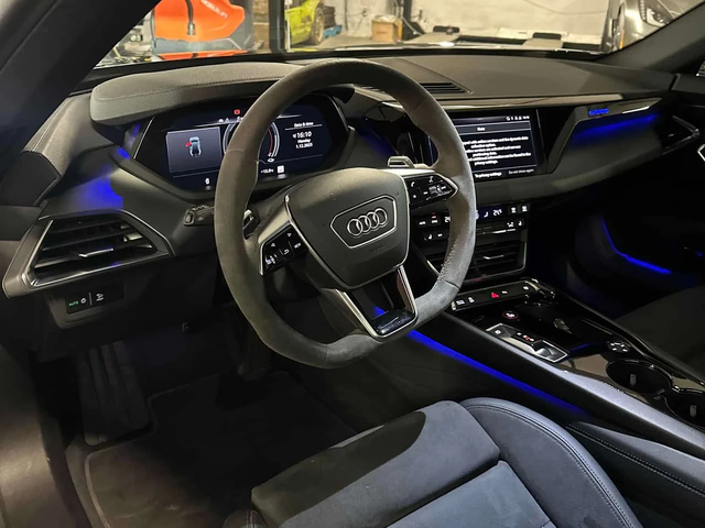 Audi E-Tron GT quattro/BANG & OLUFSEN/ПАНОРАМА - автомобили, коли, обяви за нови и употребявани 6