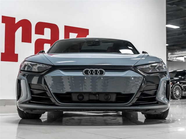 Audi E-Tron GT Premium Plus|B&O Sound|Black Optics|Accident Free| All Wheel Drive - автомобили, коли, обяви за нови и употребявани 1