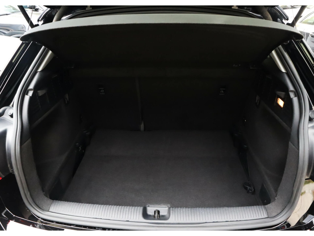 Audi Q2 1.6TDI/Stronic/PDC/Drive Select/Isofix/ - автомобили, коли, обяви за нови и употребявани 14