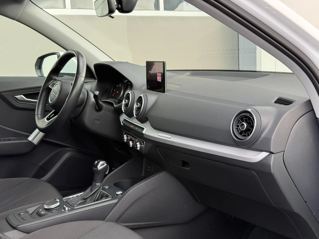 Audi Q2 30TDI Advanced Реален пробег - автомобили, коли, обяви за нови и употребявани 11