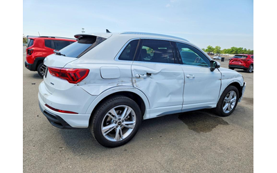 audi-q3-2-0l-4-all-wheel-drive - 2