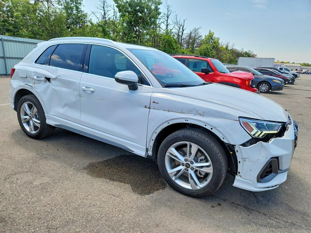 Audi Q3 2.0L 4 ALL WHEEL DRIVE - автомобили, коли, обяви за нови и употребявани 3