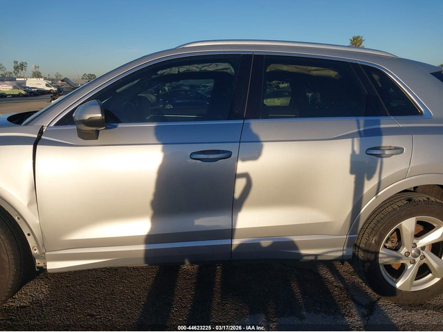 Audi Q3 2.0L I-4 DI, DOHC, VVT, TURBO, 228HP All Wheel Drive - автомобили, коли, обяви за нови и употребявани 13