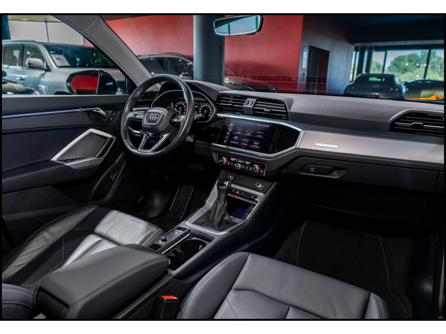 Audi Q3 Audi Q3  - автомобили, коли, обяви за нови и употребявани 10