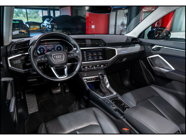 Audi Q3 Audi Q3  - автомобили, коли, обяви за нови и употребявани 25