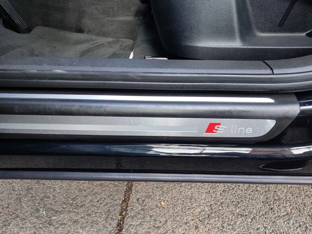 Audi Q3 2, 0TDI 4x4 S-Line - автомобили, коли, обяви за нови и употребявани 15