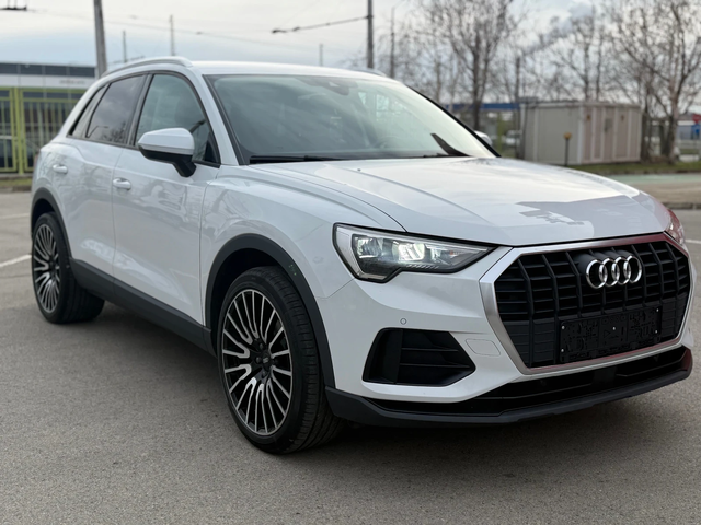 Audi Q3 Автопилот* LineAssist* ПАРКТРОНИК* ДИСТРОНИК - автомобили, коли, обяви за нови и употребявани 0