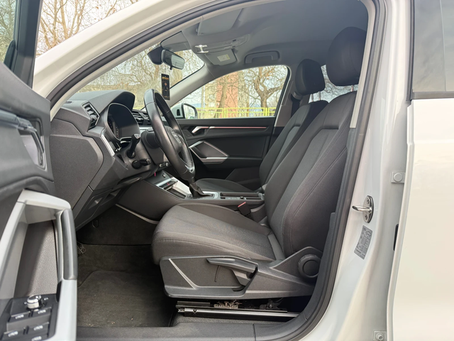 Audi Q3 Автопилот* LineAssist* ПАРКТРОНИК* ДИСТРОНИК - автомобили, коли, обяви за нови и употребявани 6