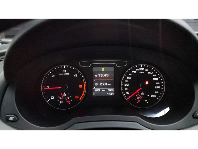 Audi Q3 2.0TDI QUATTRO DYNAMIC autogeorge.com - автомобили, коли, обяви за нови и употребявани 5