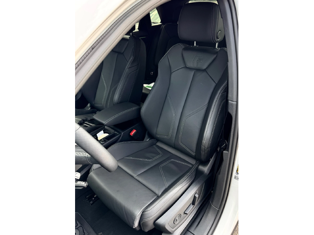 Audi Q3 S Line / 4500km - автомобили, коли, обяви за нови и употребявани 8